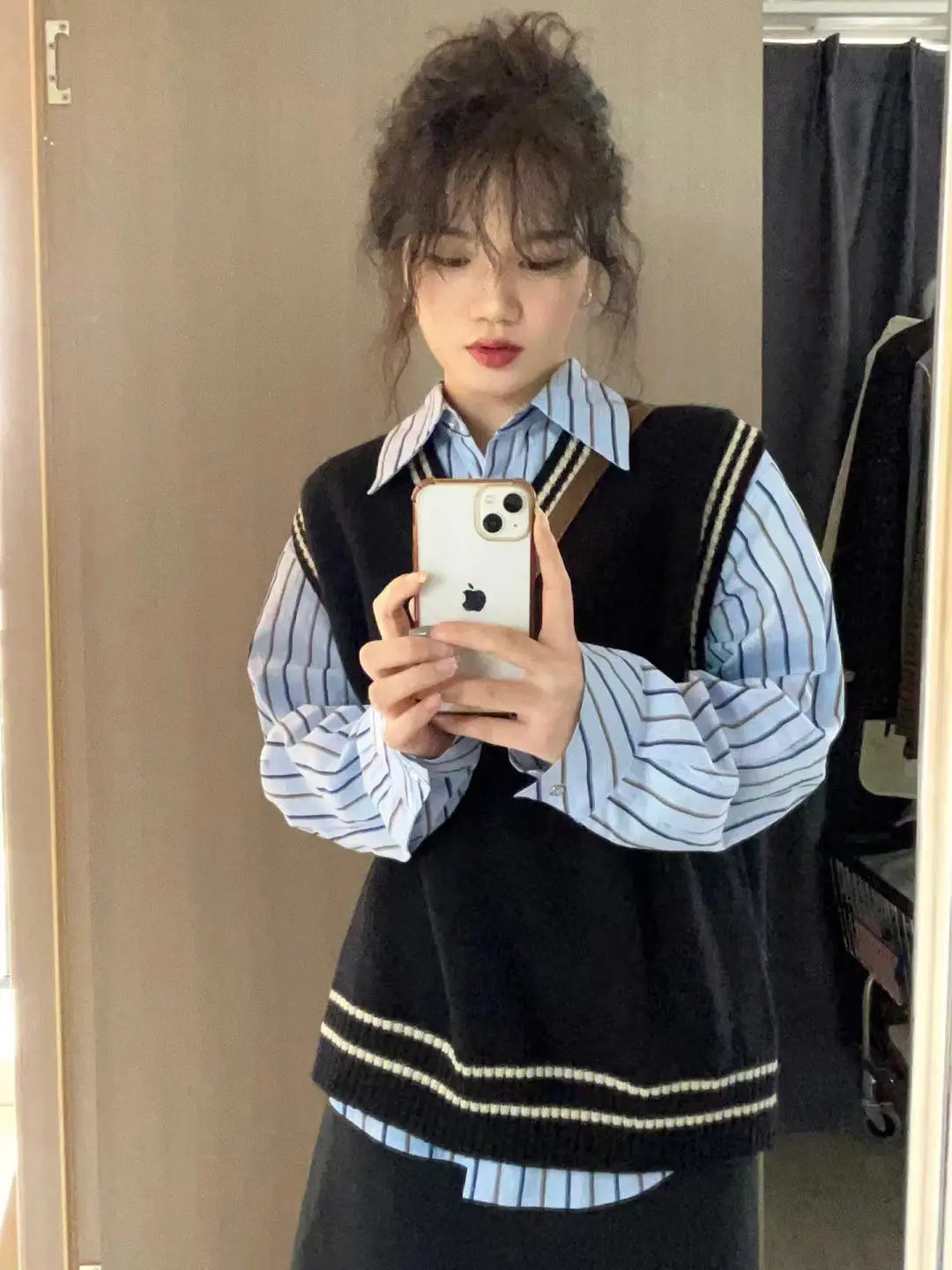 

Japanese sweet outer wear thin v-neck vest vest sweater + Korean fashion cute girly style trendy striped all-match shirt chic