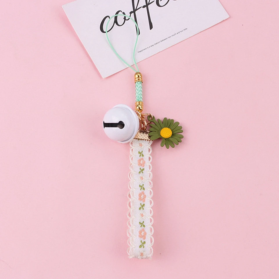 Flower Keychain For Women 3PCS Set Samll White Black Pink Daisy Cute Car Key Ring Accessories Girl