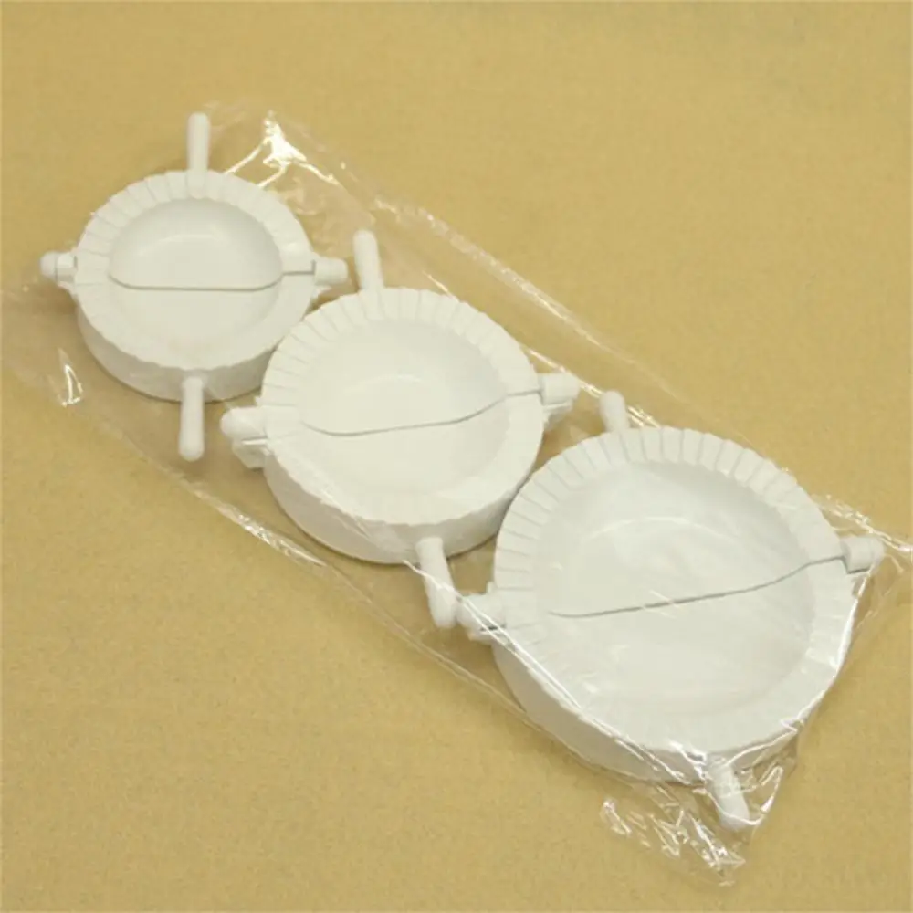 Kitchen Utensils Portable Dumplings Making Mold Chinese Food Dough Press Manual Clip Pastry Tools