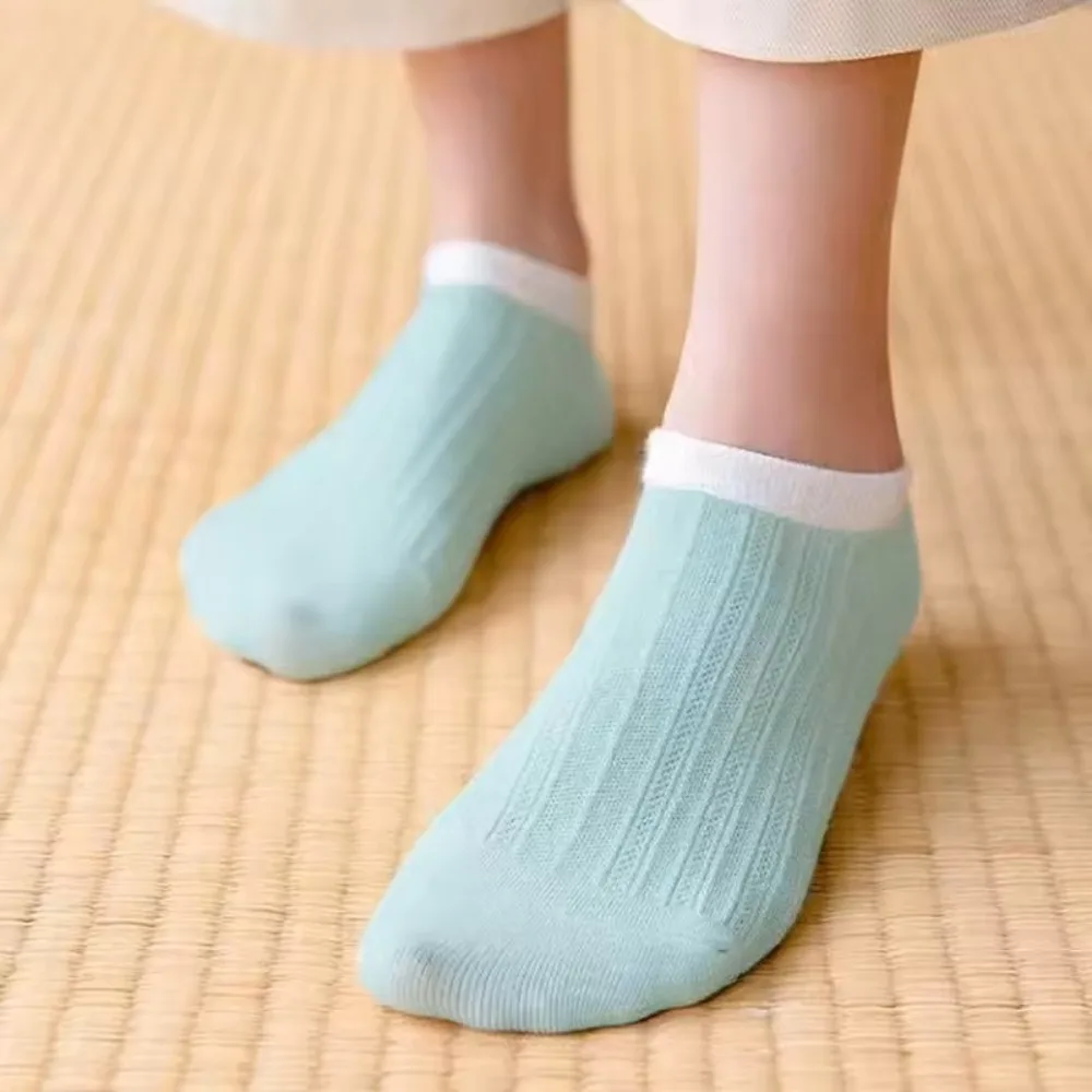 Multicolor Breathable Thin Ankle Socks Women Moisture Wicking