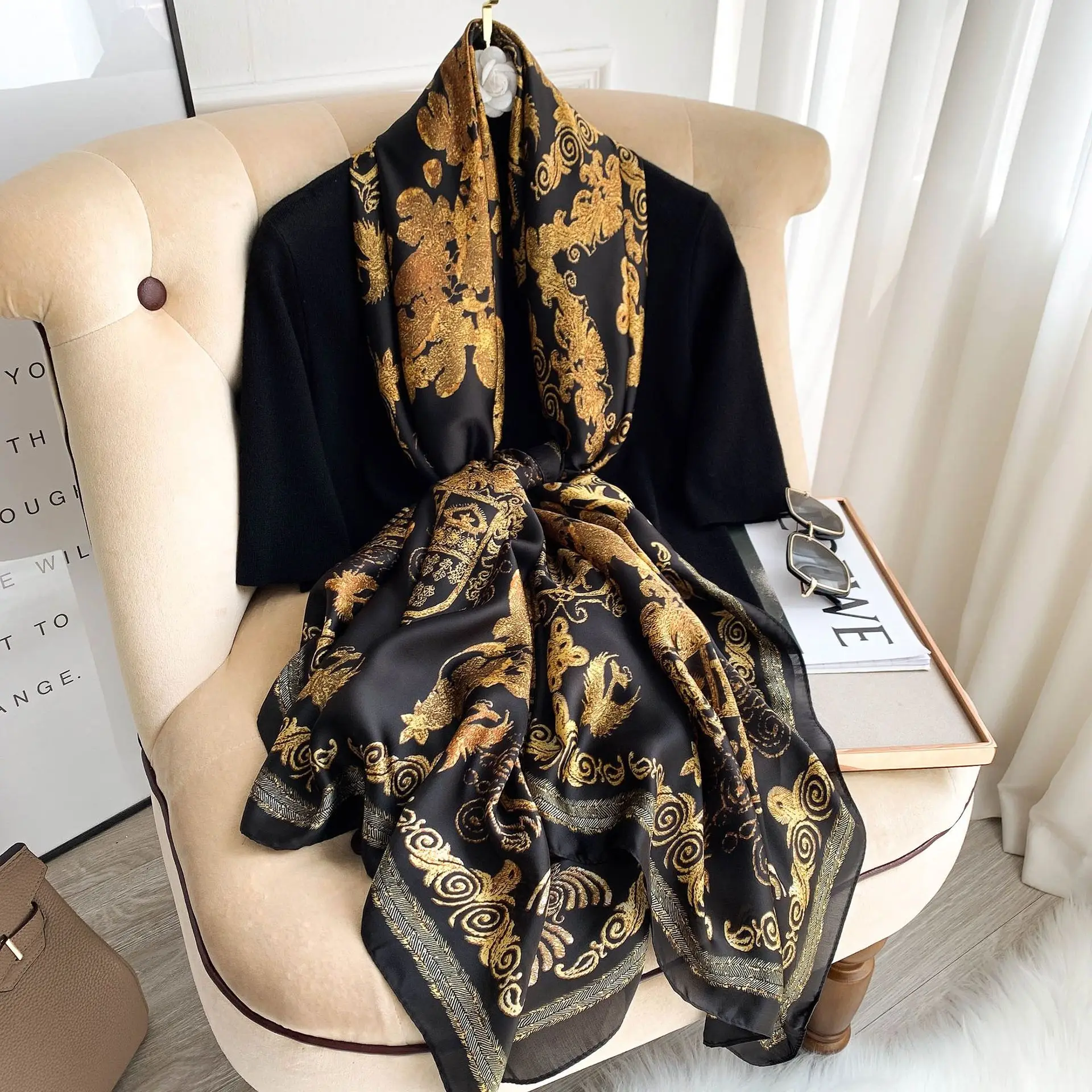 

180X90CM Bandannas Four Seasons Popular Flower Beach Towel Europe And America Satin Silk Scarves 2023 Fashion Print Long Shawls