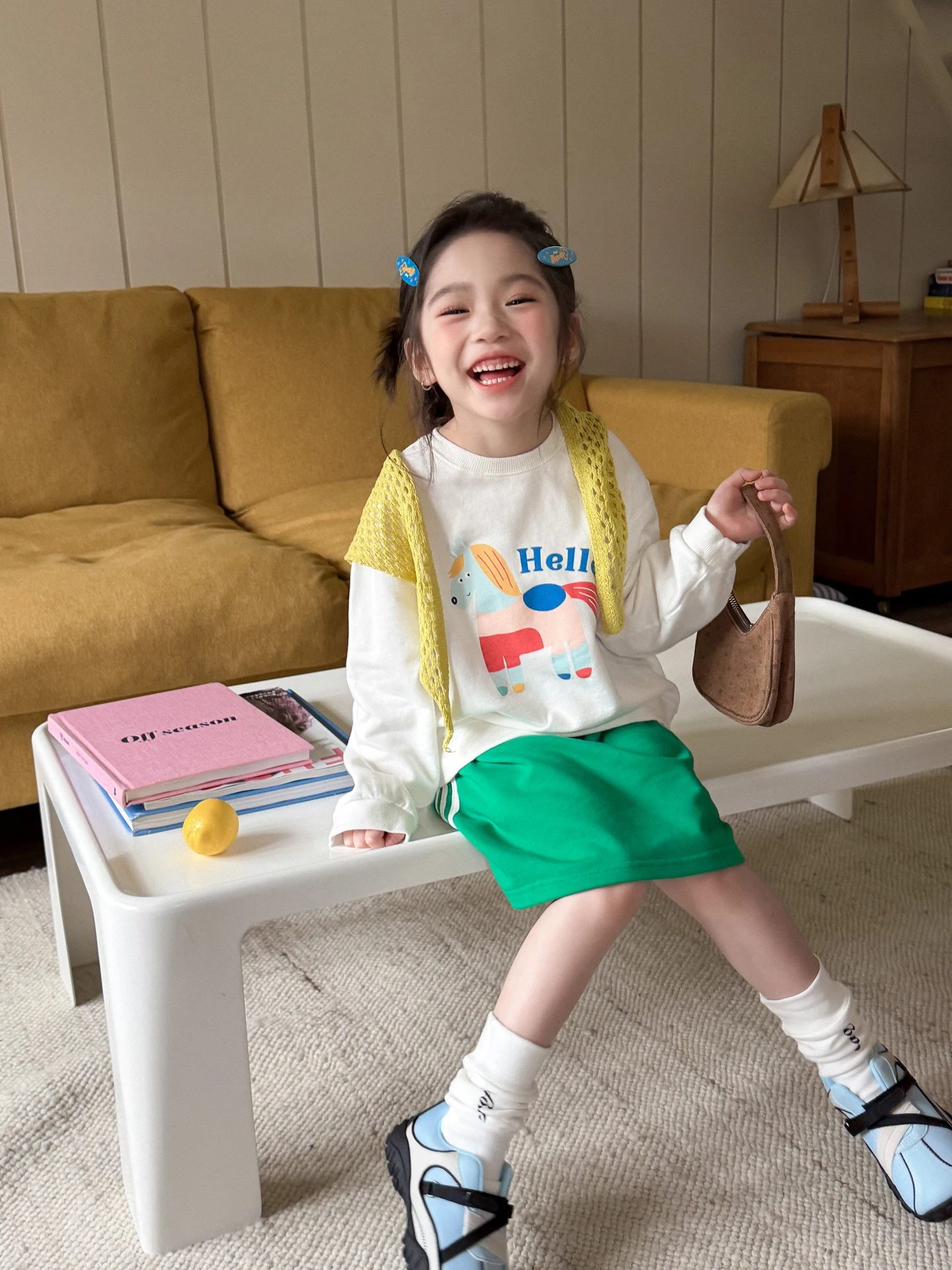 Harper Kids 한국 스타일 긴 소매 말 프린트 스웨트 셔츠 화이트 캐주얼 ..
