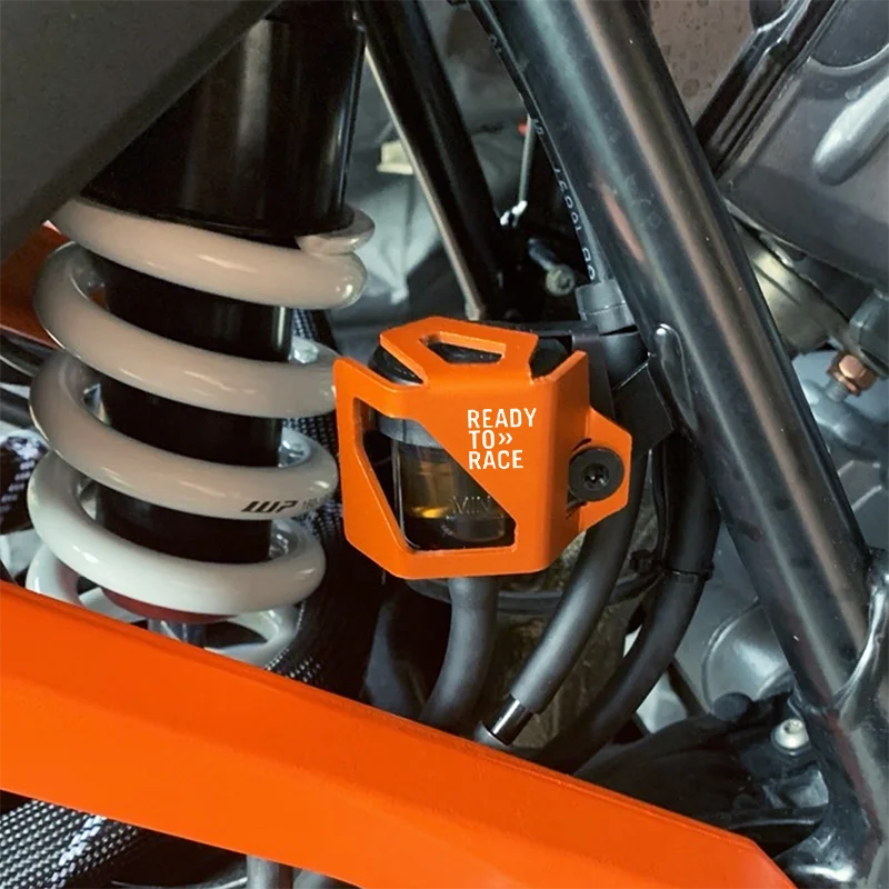 Brake reservoir guard black detail
