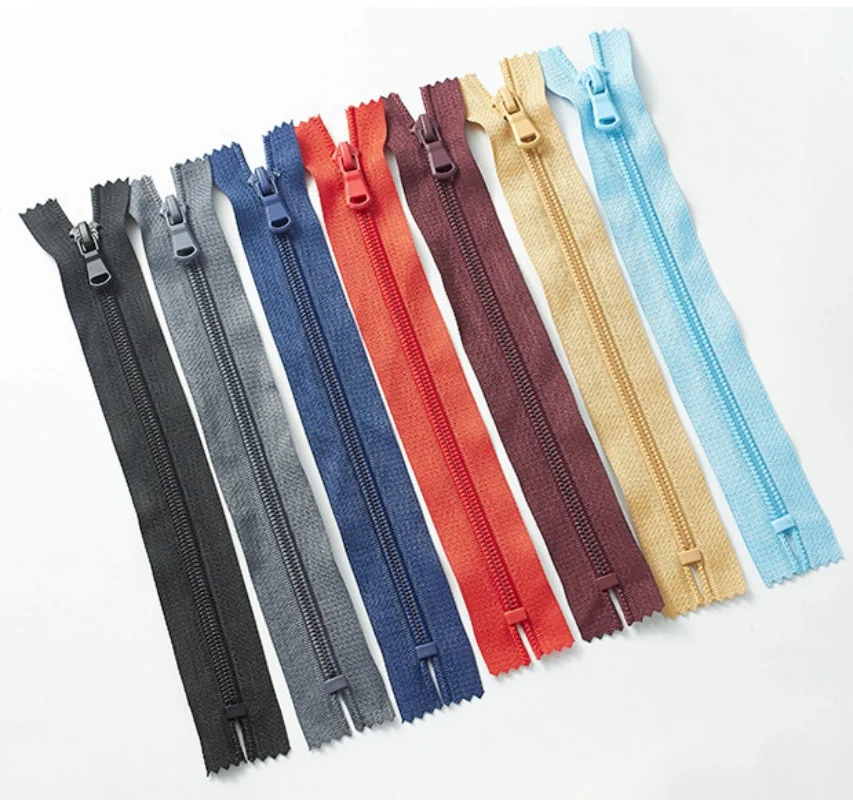 5-Pack Nylon Closed Tail Zipper for Bags and Cushions - 30cm
