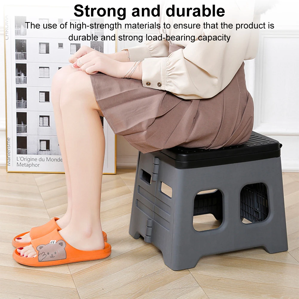 Portable Folding Toilet with Lid Foldable Outdoor Camp Toilet Multifunctional Outdoor Seat for Emergencies