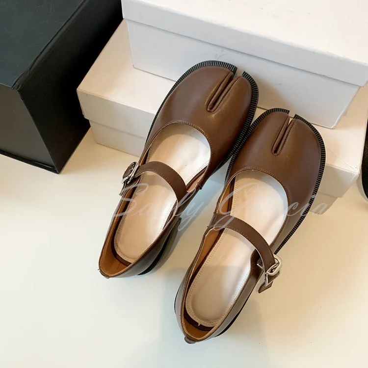 Split Toe Pig's Hoof Shoes For Women Solid Color Cowhide Spring New Style Medium Heel One Line Buckle Shallow Single Shoes