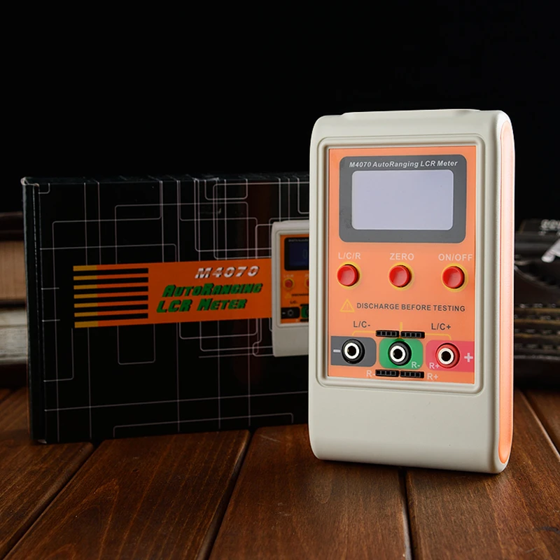 M4070 Capacitance Inductance Meter LCR Bridge Tester Automatic Range Design 0.00pF - 100.00mF 100.00mF 10.00MΩ USB  PC Program 4