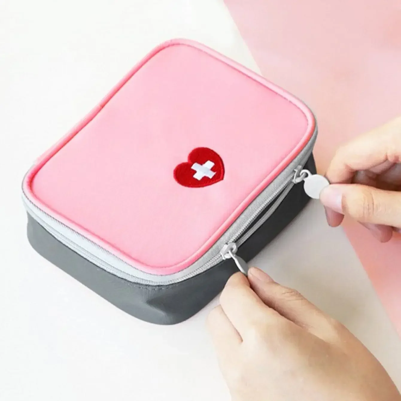 Empty Mini Household First Aid Kit Bag Travel Portable Medicine Package Emergency Kit Bags Medicine Storage Bag Small Organizer