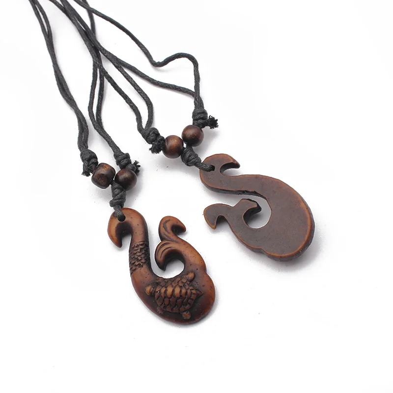 12pcs/lot Hawaii Surfer Carving Fishtail Hook Pendant Necklace Ethnic Tribal Faux Yak Bone Resin Charms Necklaces Jewelry Choker