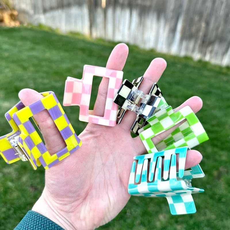 Рисунок 3 - Модные женские заколки-крабы из ацетата