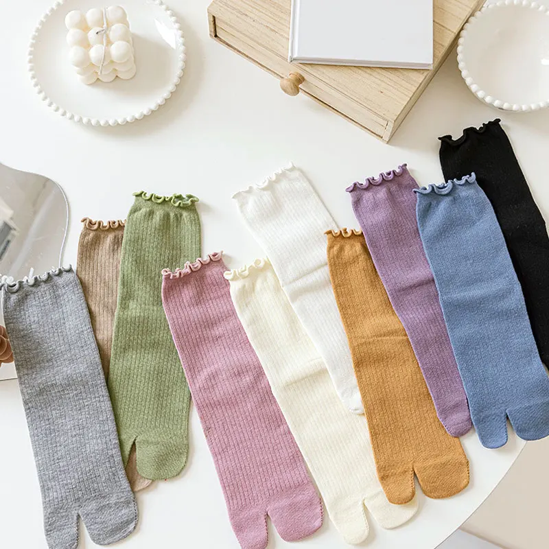 

Combed Cotton Split Toe Woman Socks Solid Color Simple Comfortable Soft Two-Toed Japanese Harajuku Women's Tabi Sox