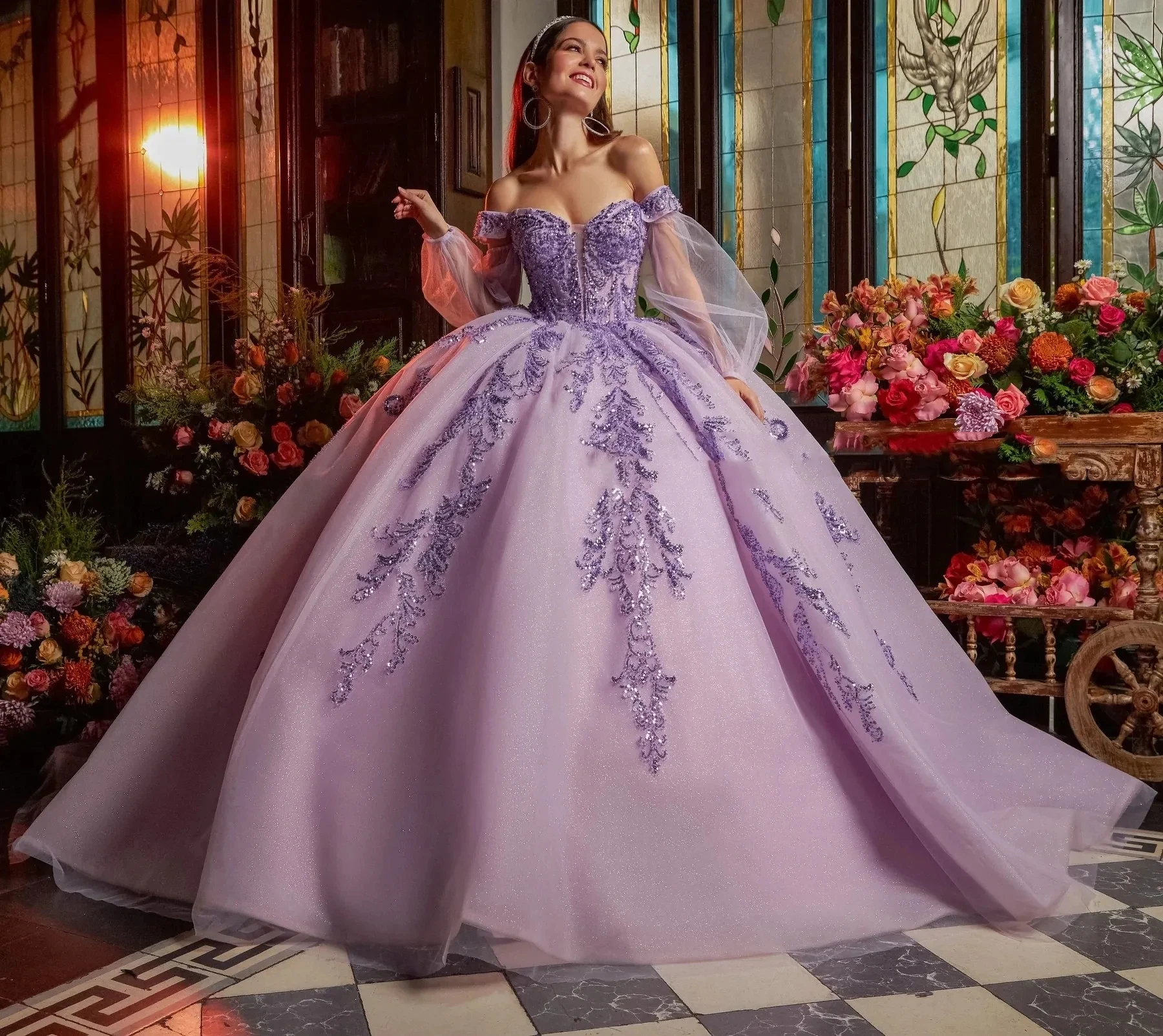 

Lilac Princess Quinceanera Dresses Ball Gown Sweetheart Appliques Sparkle Sweet 16 Dresses 15 Años Mexican