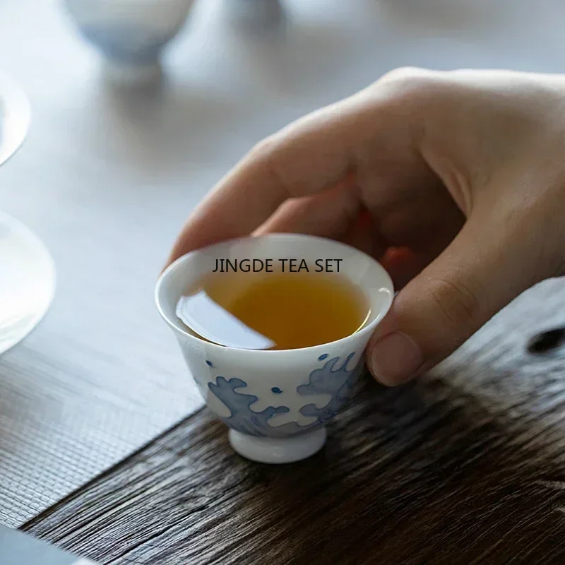 1 Chinese ceramic tea cup travel personal meditation cup hand-painted wave ceramic tea bowl household tea set