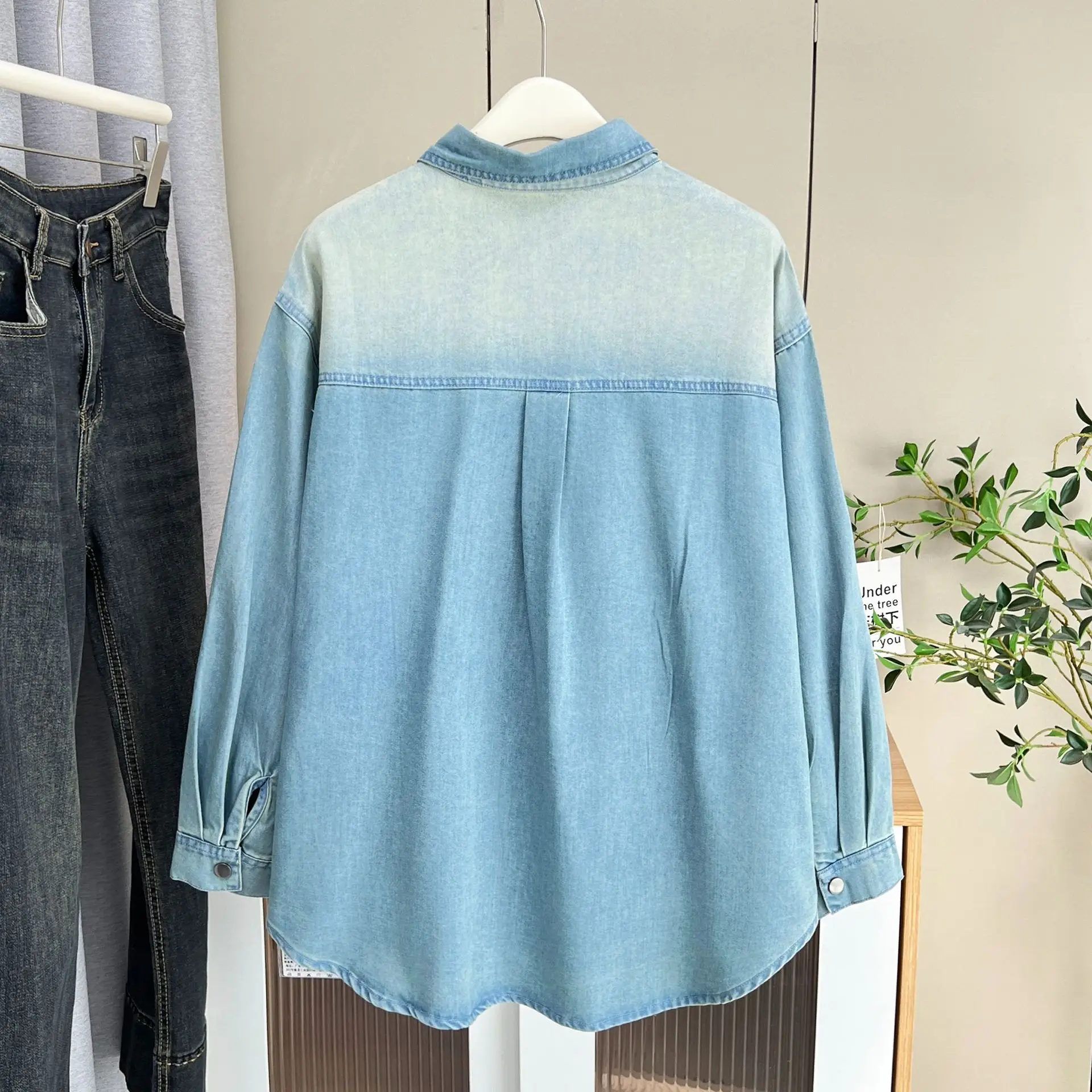 Fashion Plus Size Women's Blouses New Autumn Simple And Retro Long Sleeved Denim Shirt 2521