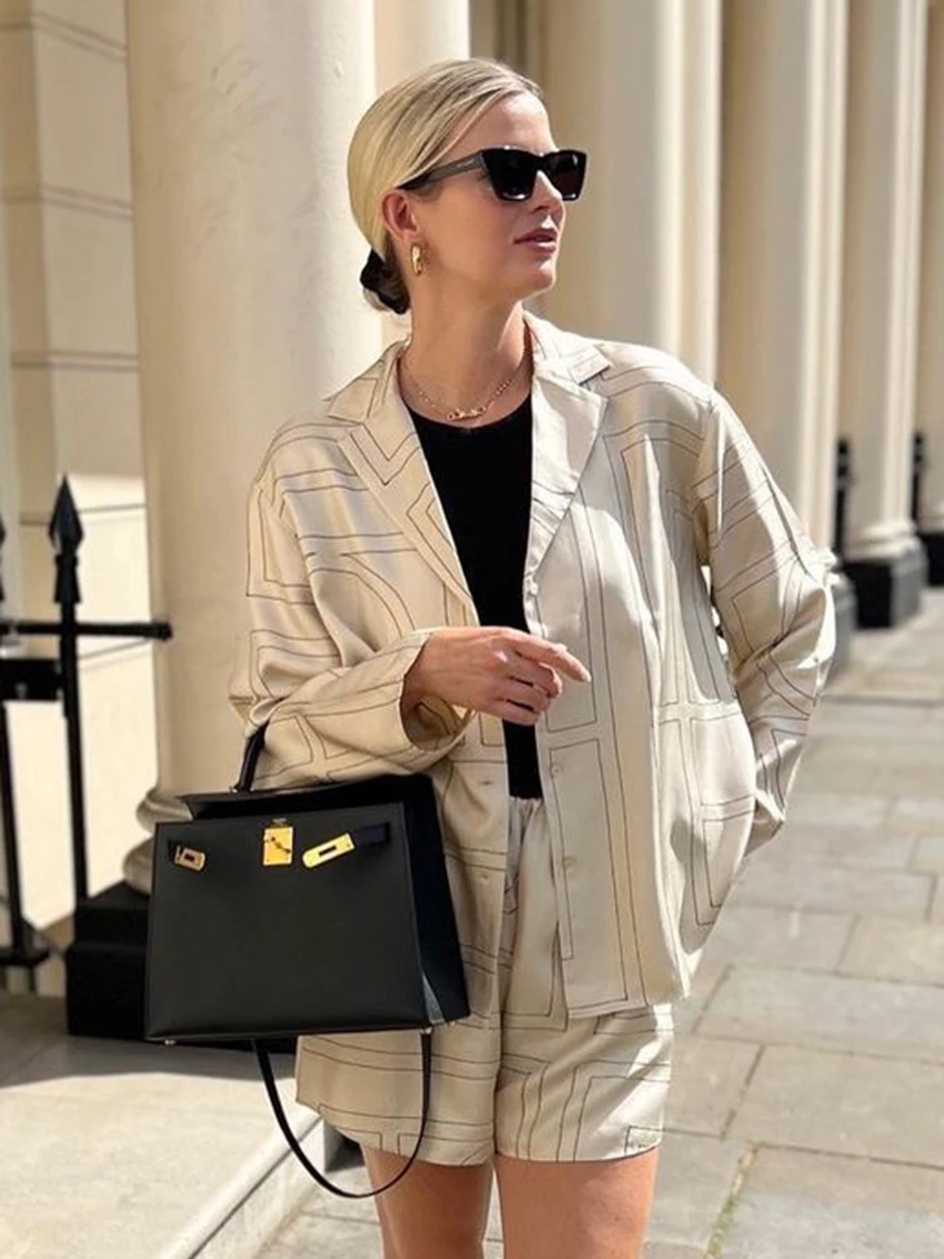 Marthaqiqi Casual Female Pajamas Suit Long Sleeve Nightgowns Turn-Down Collar Nightwear Shorts Printing Loose Women Nightie Set