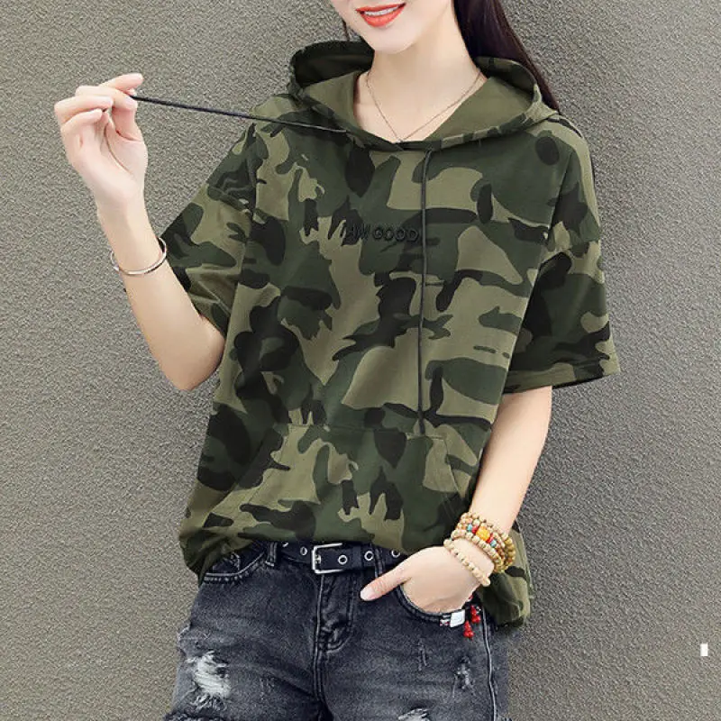 

2024 New Summer Minimalist Versatile Sports Loose Casual Letter Embroidered Camouflage Printed Short Sleeved Hoodie for Women