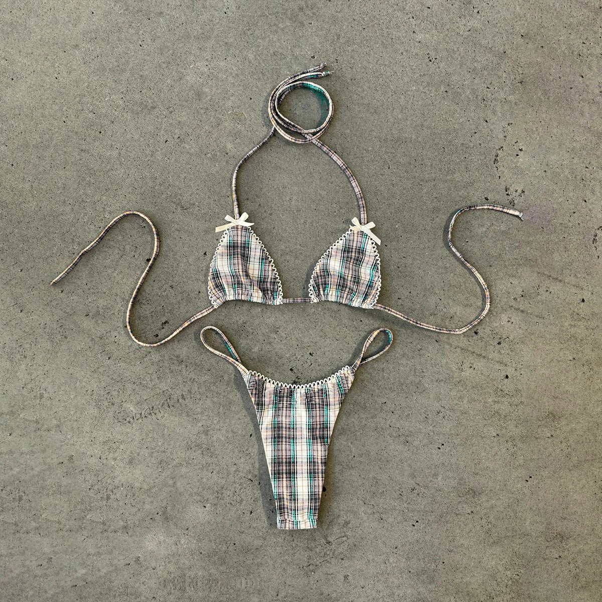 Bikini Push-Up 2026 - Dettagio fiocco