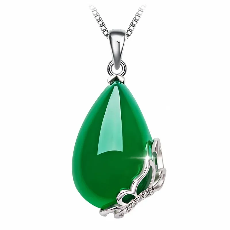 

Natural Green Chalcedony Hand-carved Water Drop Necklace Fashion Boutique Jewelry Men and Women Green Agate Necklace Gift