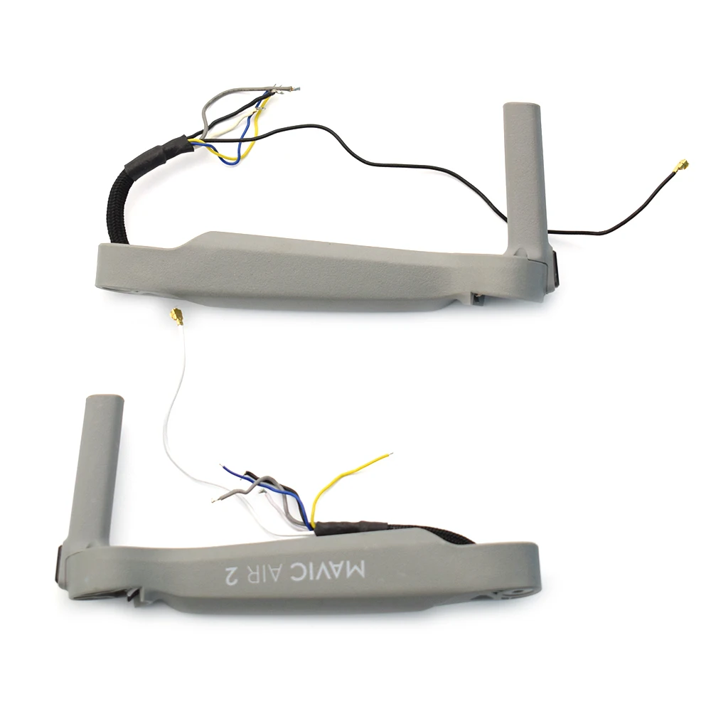 Paquet de 5 hélices multicolores pour drone, prêtes à être installées sur un DJI Mini 3 Pro.