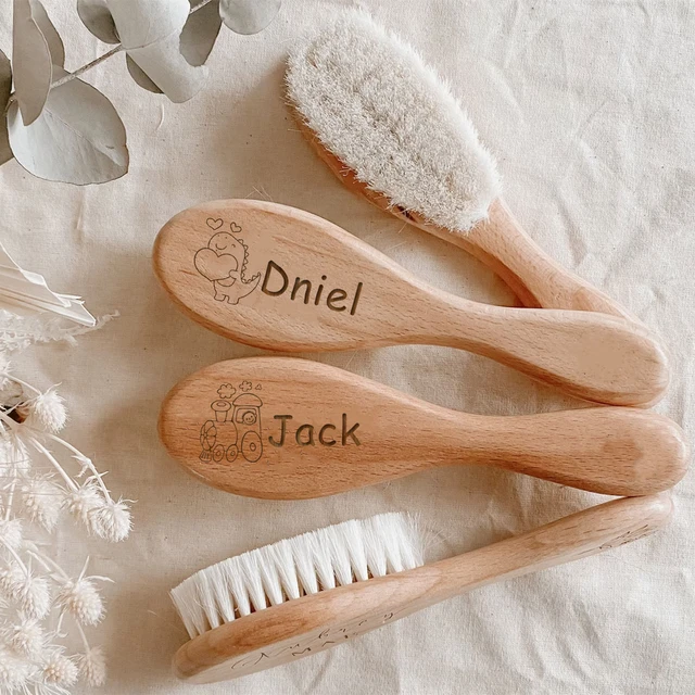 Brosse bébé en bois personnalisée