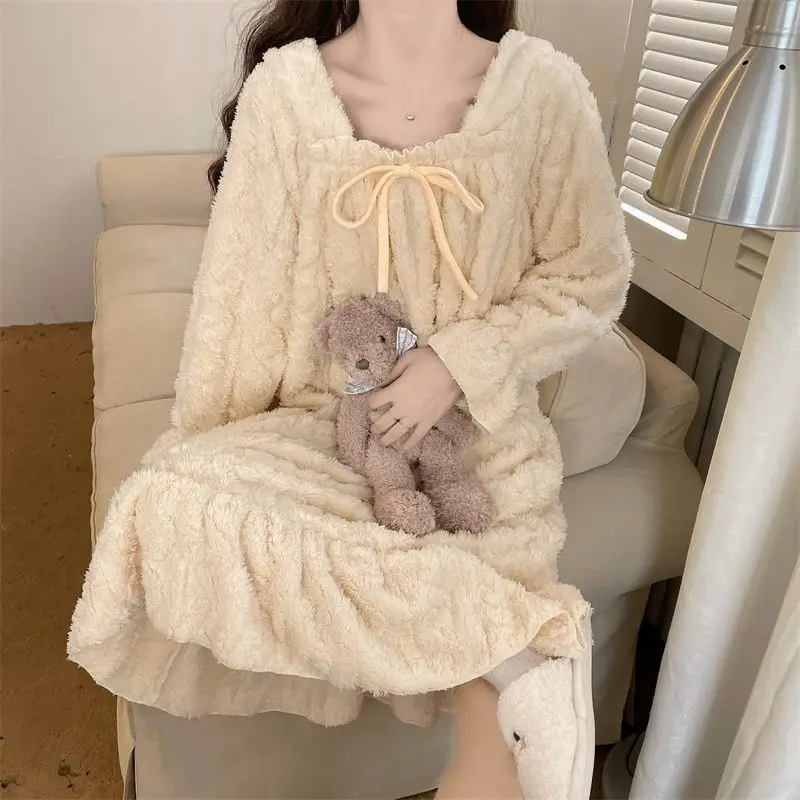 Korean style velvet thickened coral velvet long nightgown women winter 2023 new home wear winter pajamas winter fashion style
