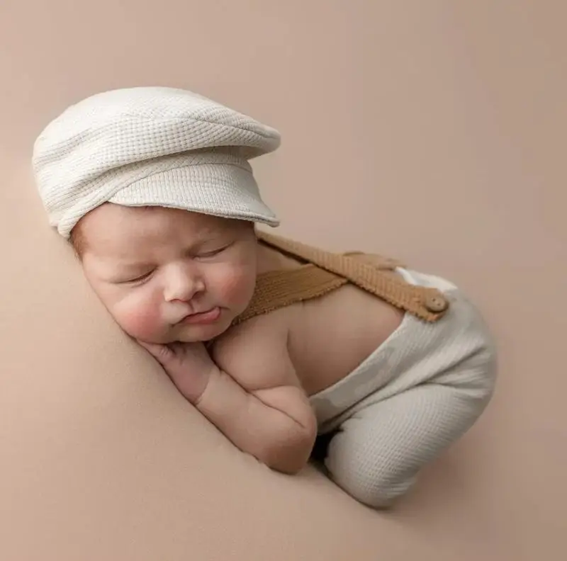 2pcs/Set Newborn Baby Boys Photography Clothes 0-1M Infant Strap Pants+Cap Photoshoot Sets Child Photography Studio Accessories
