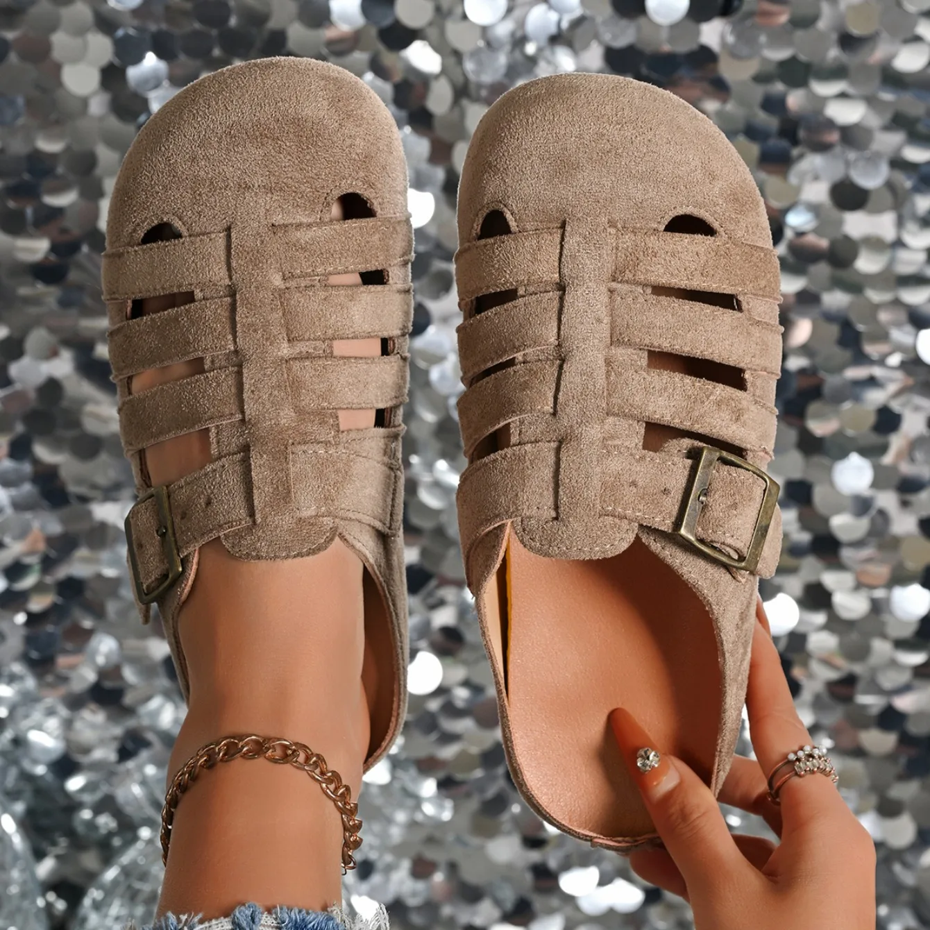 2026 Fashion Retro Soft Sole Non Slip Summer Round Toe Flat Shoes Comfortable Versatile Women Sandals_vogvips.com