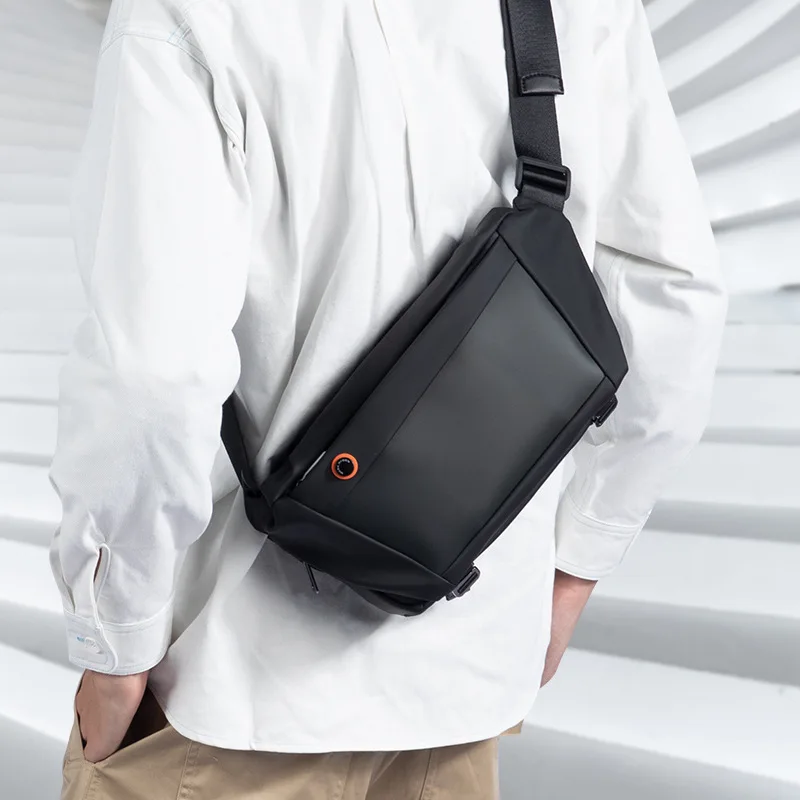 Рисунок 2 - Мужская нагрудная сумка