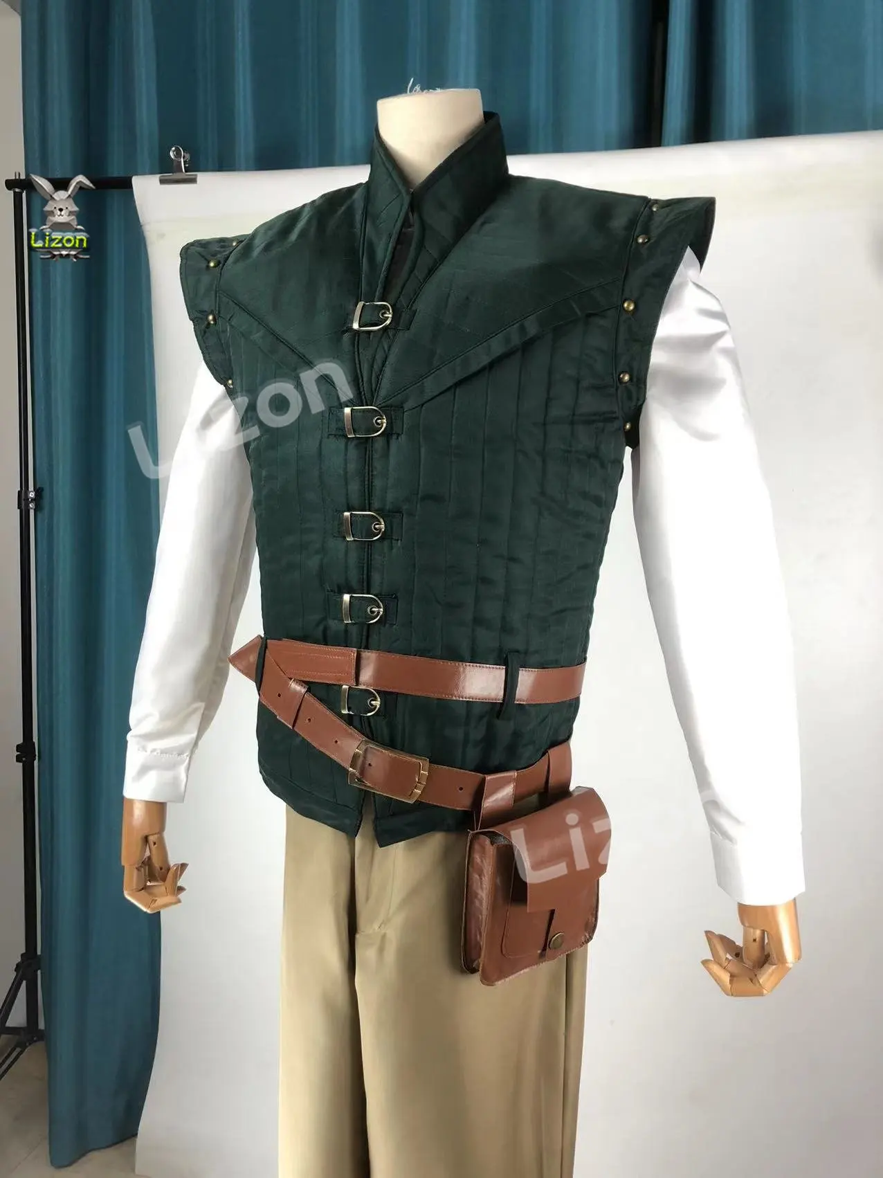 thumbnail image 4 of Chaleco de disfraz de Flynn Rider para cosplay, camisa, traje de carnaval de Halloween, talla personalizada, 4 of 5