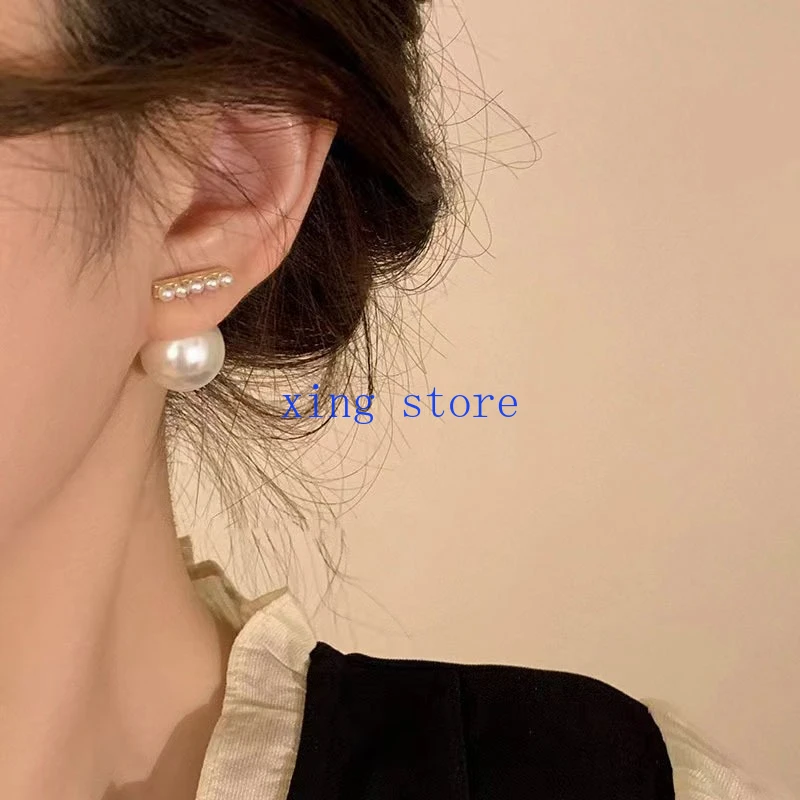 2024 Fashion New Classic Simulation Pearl Inlaid Round Women's Earrings