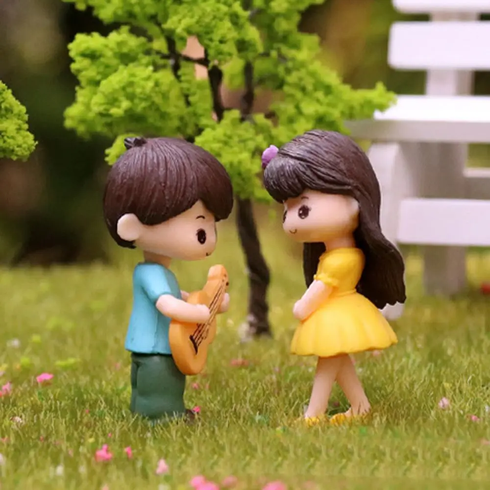 Miniature Ornament Miniature Couple Ornament Miniature Figurines Resin Crafts Accessories Resin Ornaments Resin Crafts Ornament Crafts 2pcs/set Boy Girl Guitar Lovers Couple Figurines Craft Resin Wedding Dolls Accessories Home Decor