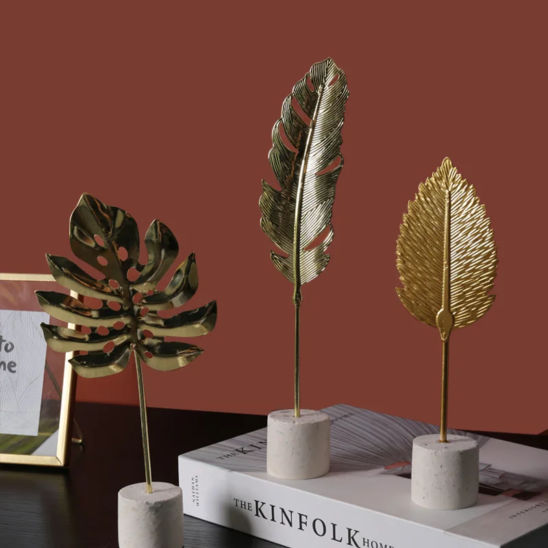 

Nordic Creative Golden Ginkgo Leaf Ornaments, Home Decor Model, Living Room Decoration Gift, Desktop Modern Craft