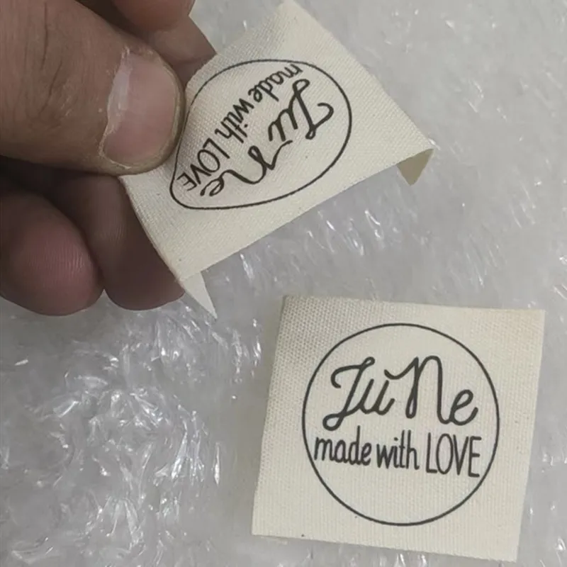 1000개 맞춤형 2색 인쇄 면 라벨 ( 드레스용) 2 * 6cm 엔드폴드 인쇄 갈색 천연 코튼 의류 라벨