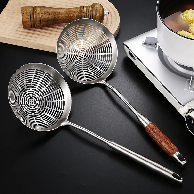 304 Stainless Steel Kitchen Large Colander Wooden Handle Noodles Ladle Strainer Spoon Food Skimmer Filter Cooking Kitchenware