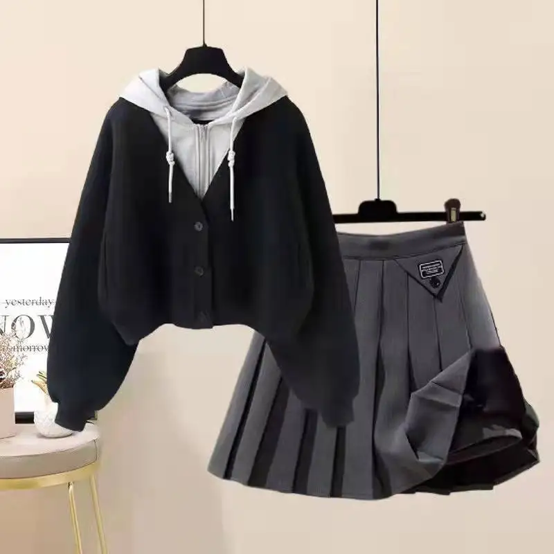 Plush Thickened Casual Long Sleeved Hooded Mini Pleated Skirt Two-piece Set Fashionable Women's Skirt Set 2