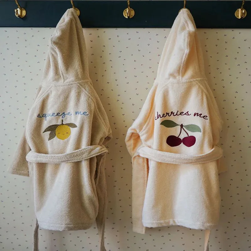 Children's Bathrobe Cloak with Hat Wearable Water Absorbent Bathrobe Baby Baby Boys Girls' Nightgown 24