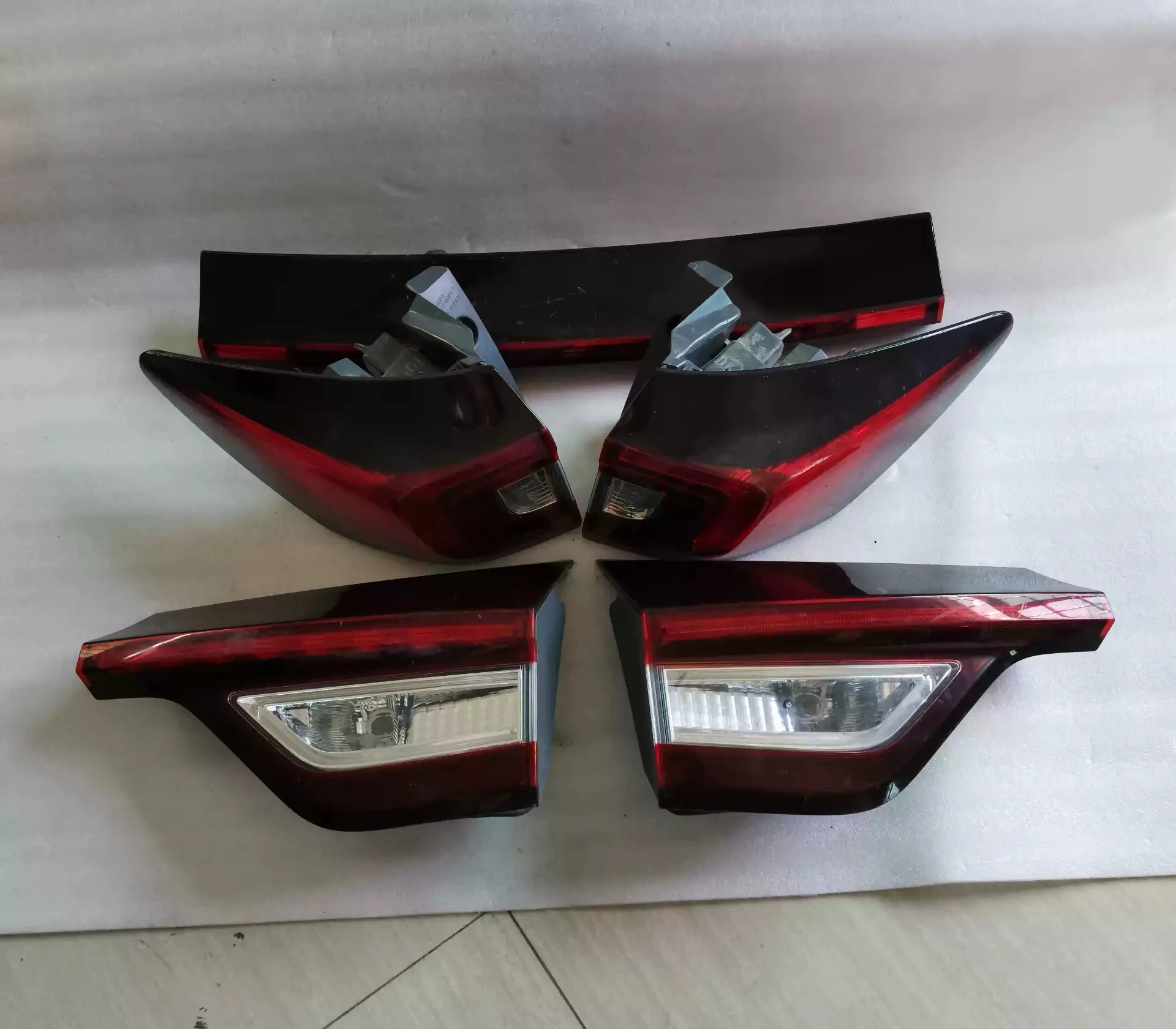 

Set of Car led Tail Light Assembly For Honda XRV 2015-22 brake lamp reversing lights turn signal
