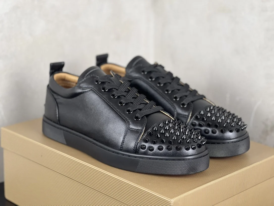 Fashion white black women's men's loafers comfortable flat high heels men's lace-up rivet casual shoes 4