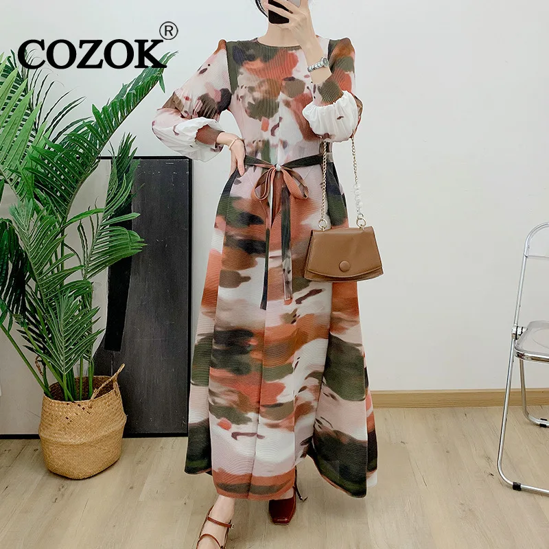 

COZOK элегантное Складчатое платье для женщин весна-осень новый принт высокого класса тонкая свободная одежда темпераментная универсальная WT5022