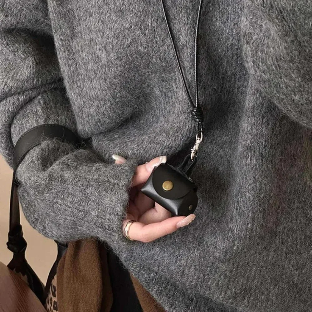 Mini and Compact Leather Hanging Neck Coin Purse Necklace Gifts Pendant Long Sweater Chain Women Necklace Women