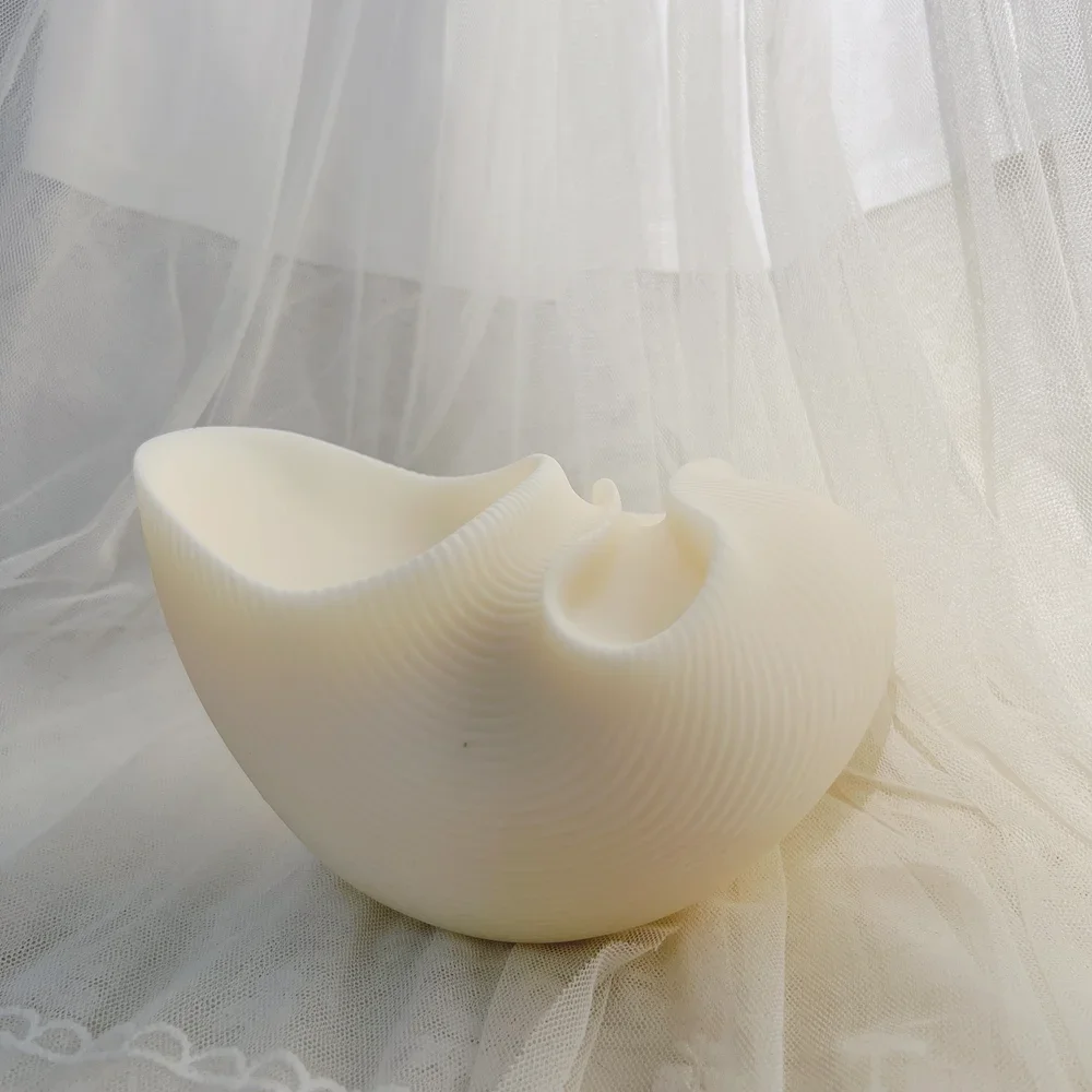 

Sculptural Ribbed Candle Mold Aesthetic Wavy Fluted Geometric Striped Silicone Wax Candle Moulds