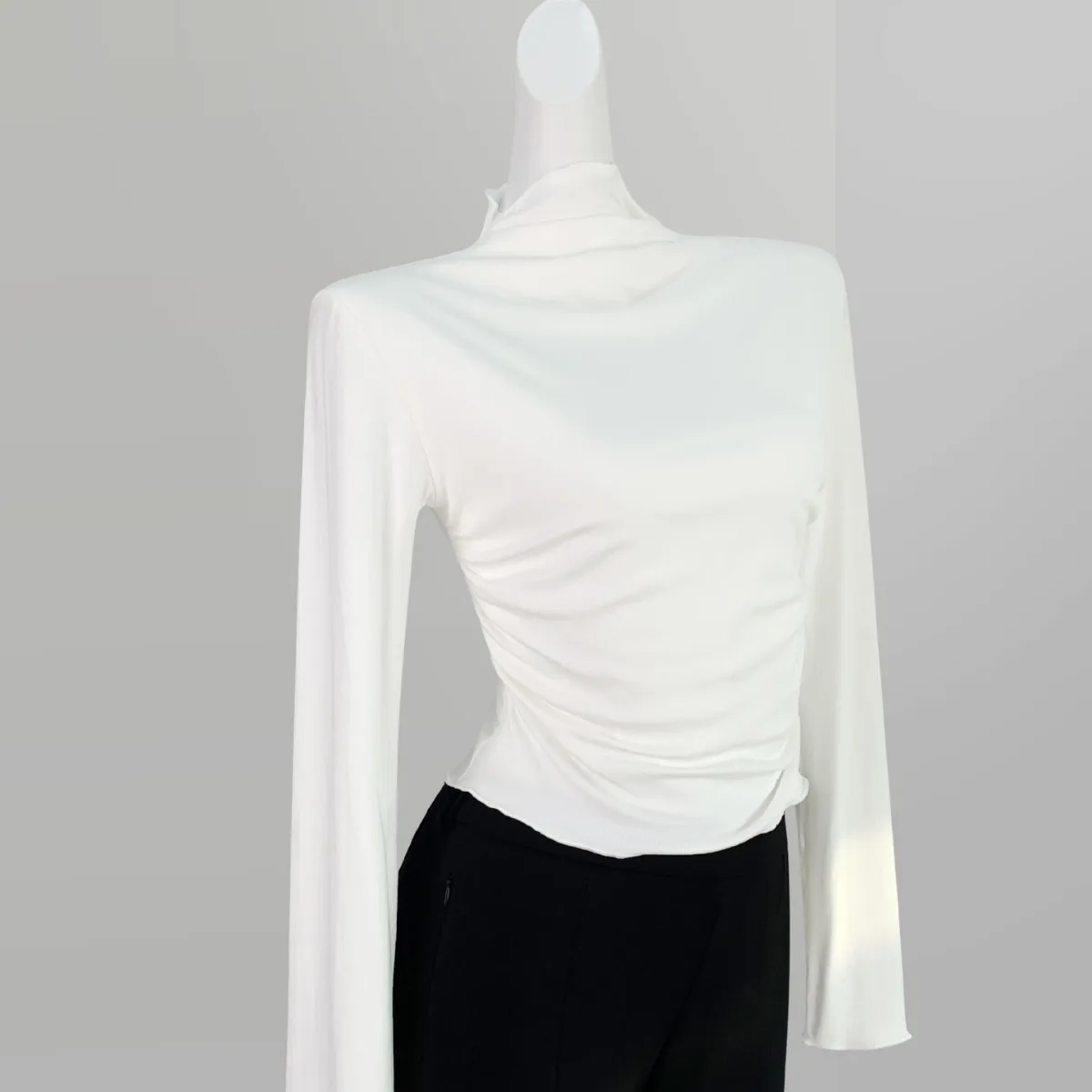 

Combed Cotton Wooden Ear Trim Bottom Shirt Women Gentle Atmosphere Sense Inner White Pinch Waist Design Sense Tops