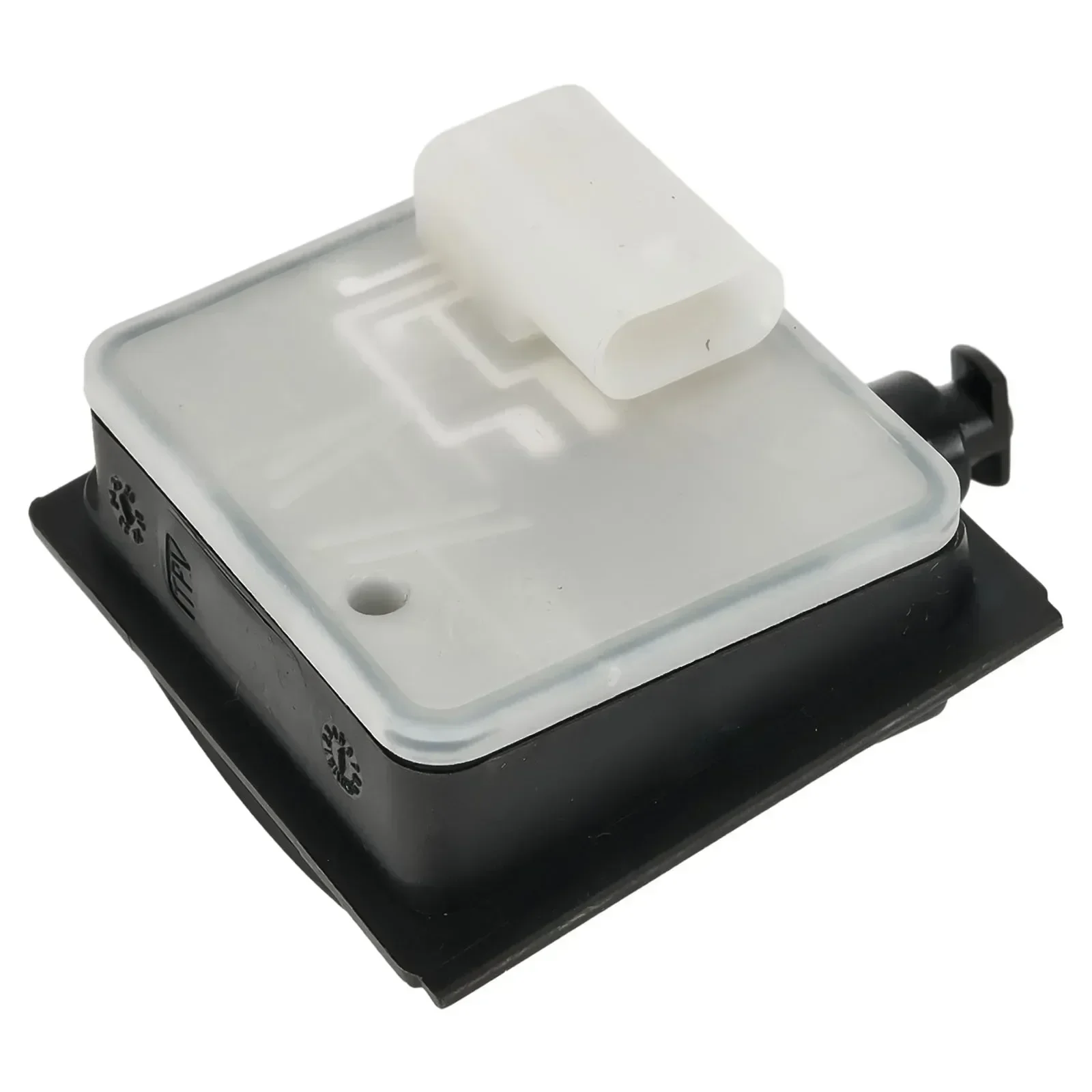 Fuel Flap Release Actuator Motor Direct Replacement For Mercedes W177 A-Class A0008206012 A0008204409