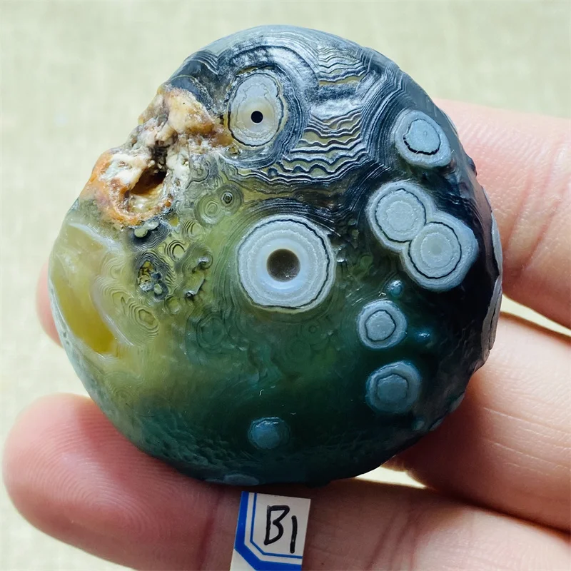

Natural Alxa mineral specimen Energy Stone healing Reiki gift