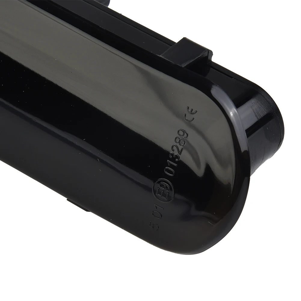 

1Pc Car Reflector LED Stop Brake Light Fog Lamp Daytime Lamp Rear Light For Suzuki Jimny JB74 2019 2020 Car Auto Accessories