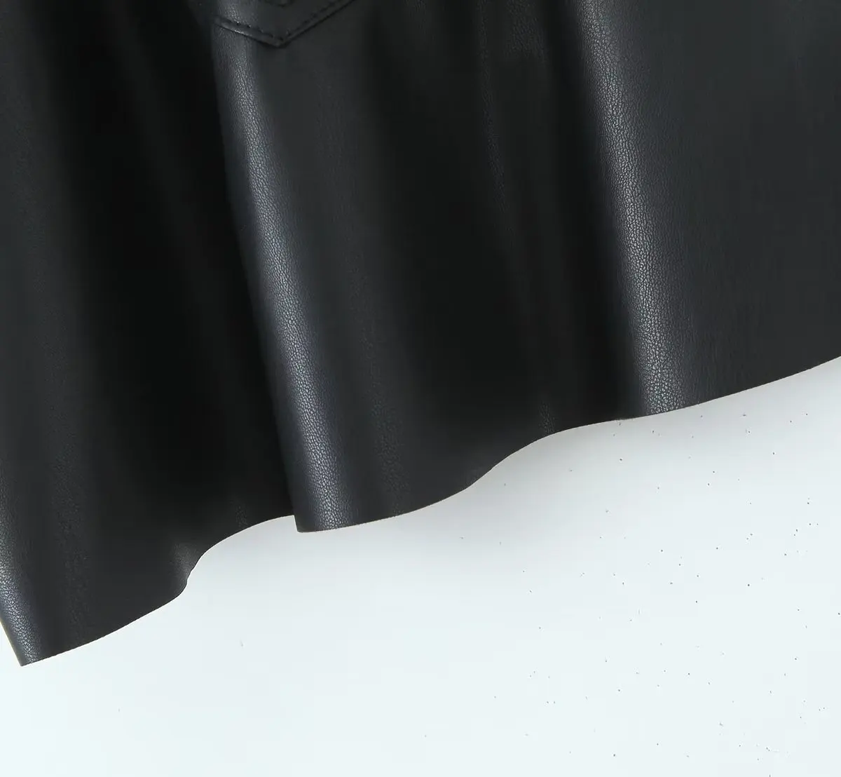 Maxdutti Autumn WInter French Retro Bermuda Women Harem Leather Shorts Fashion Blogger High Waist Casual Fleece