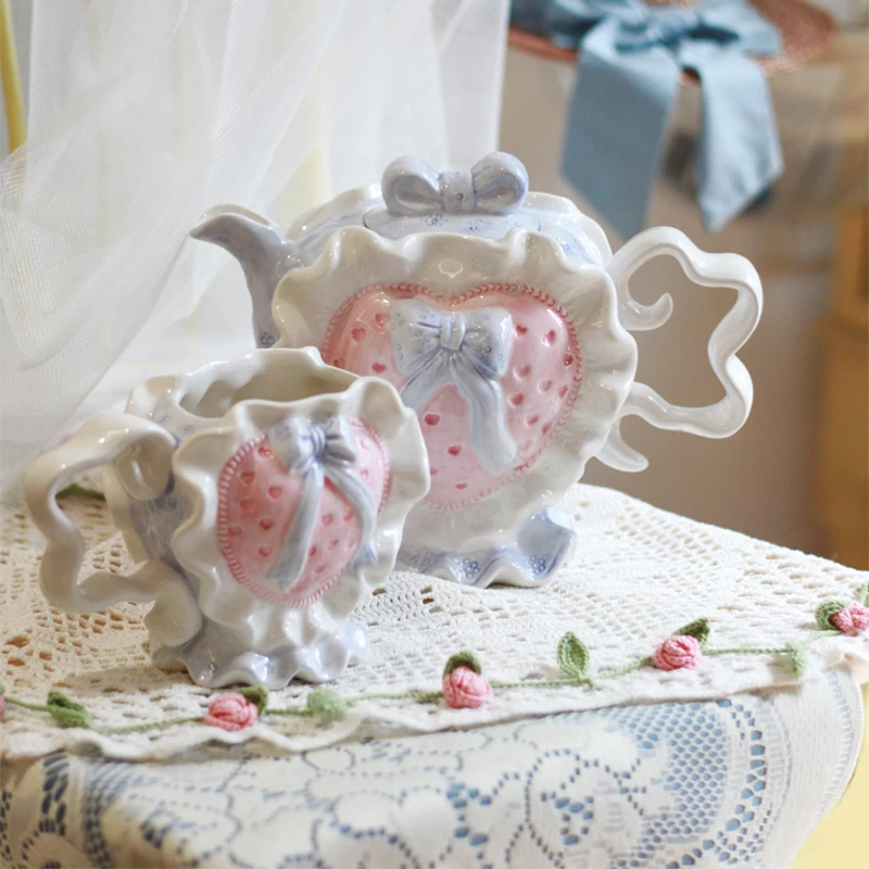 

Ceramic Cup Kettle Vintage Cute Pink Love Plate Teapot Underglaze Color Valentine's Day Gift Suitablefor Kitchen Furnishings 1Pc