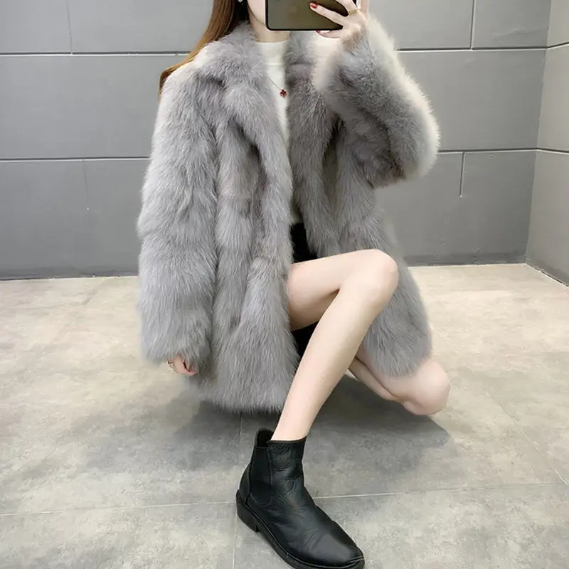 Autumn and Winter New Fur Coat Women's Mid Length Thickened and Aging Reducing Fashion Slimming Elegant Women's Coat