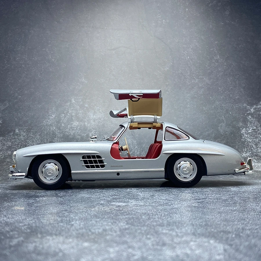 MINICHAMPS メルセデス ベンツ 300SL クーペ 1/43 ミニチャンプス 1/43 メルセデス・ベンツ 300 SL クーペ - メルカリ