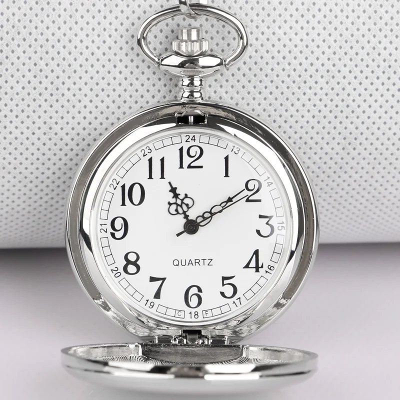 Рисунок 2 - Серебряные гладкие кварцевые винтажные